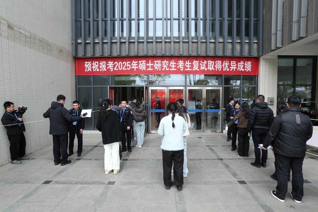星空怎么用与镇江市公安局共建研究生工作站